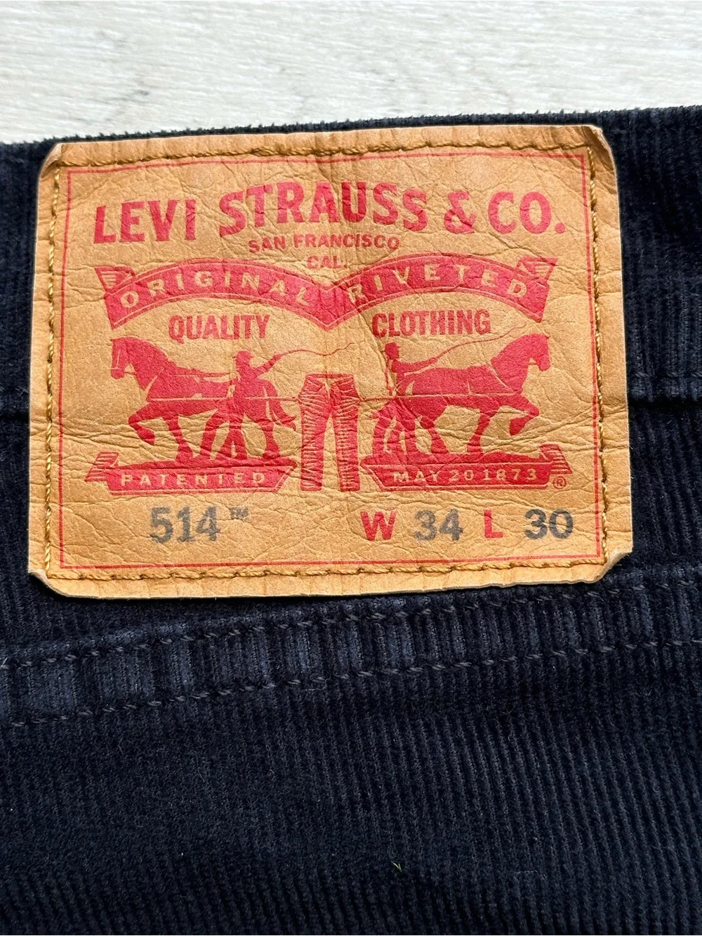 Levi’s 514 Black Corduroy Pants 34x30 Straight Fit Men’s Classic